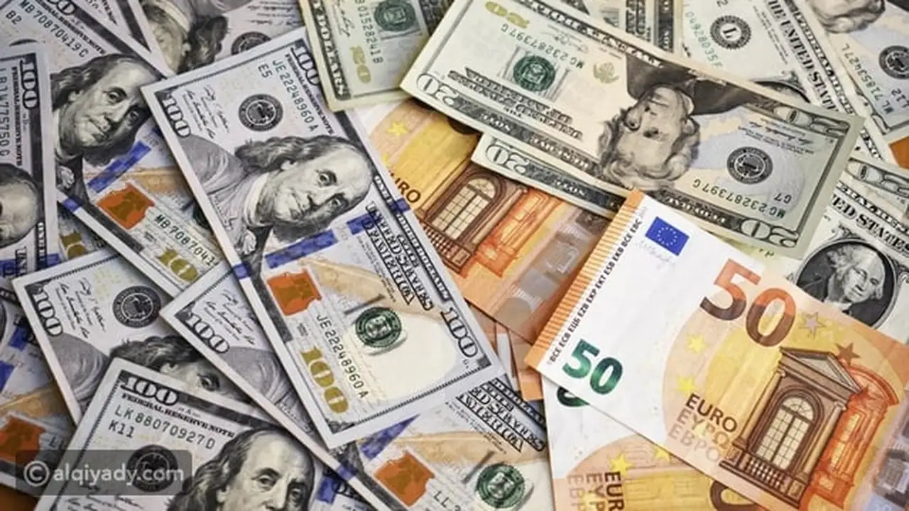 الدولار يسجل 50.33 جنيه في البنوك المصرية وسط استقرار حركة سعر الصرف